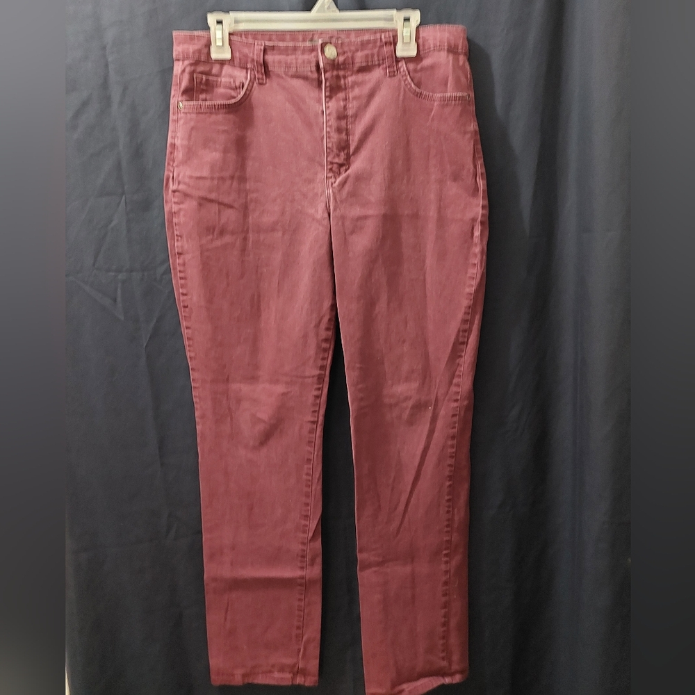 Lee relaxed fit mid-rise slim burgundy jeans sz 14L